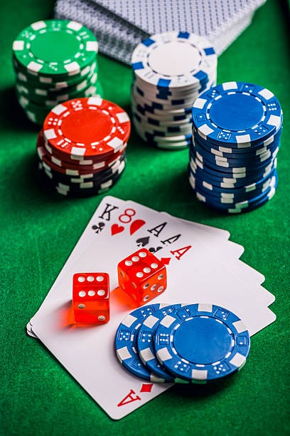 arjuna88 live-dealer studio with multi-camera setup and professional dealer at gaming table